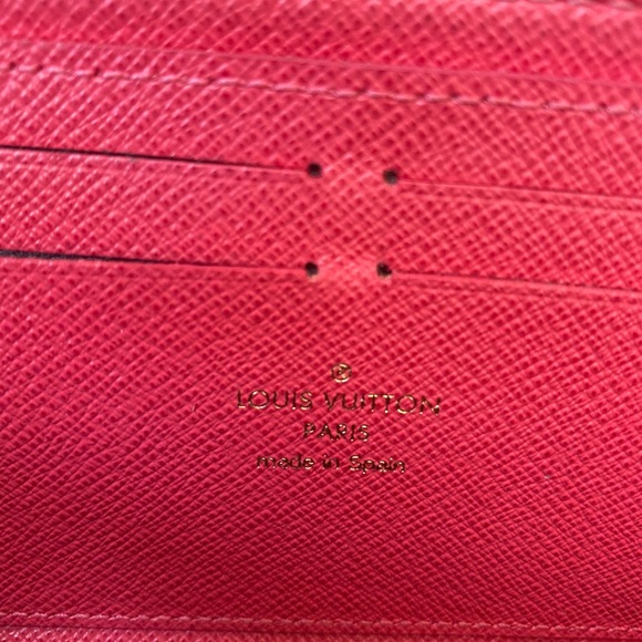 ‼️SOLD‼️AUTHENTIC LV Clemence Wallet - Picture 7 of 10
